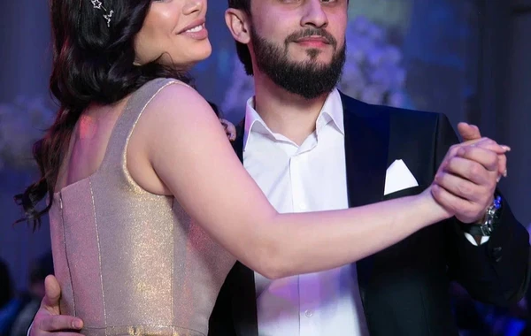 Nişanından danışan Aysun: "Hər an özümdən gedə bilərdim" - FOTO