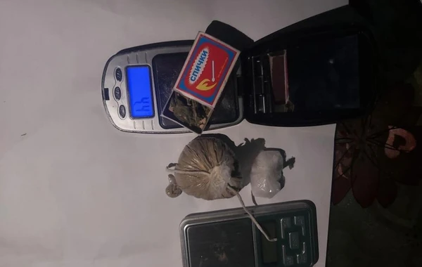 Evində psixotrop maddə gizlədən keçmiş məhkum saxlanıldı - FOTO