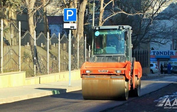 Bakının böyük küçələrindən biri asfaltlanır - FOTO