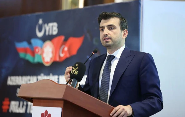 Səlcuq Bayraktar Bakıda şəhid ailələri ilə görüşüb - FOTO
