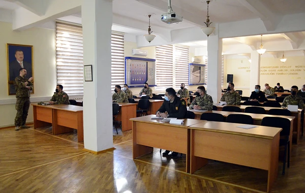 Bakıda NATO-nun təlim kursu keçirilir - FOTO