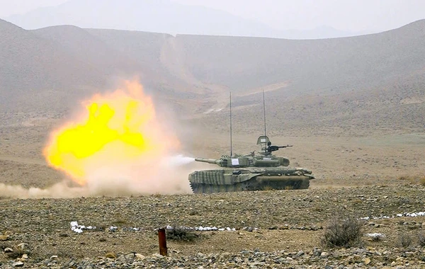 Naxçıvanda tank bölməsi qəfil yoxlanıldı - FOTO/VİDEO