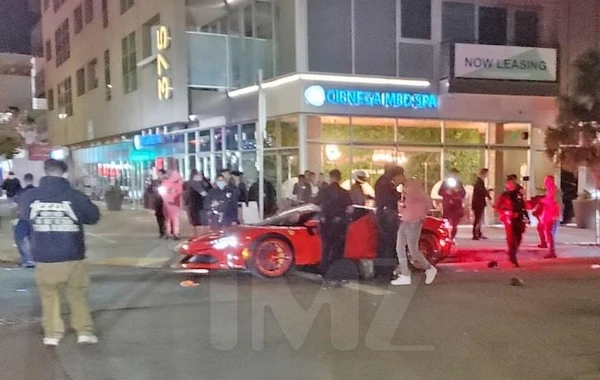 Məşhurların qatıldığı əyləncə gecəsi atışma ilə bitdi: 4 yaralı - VİDEO