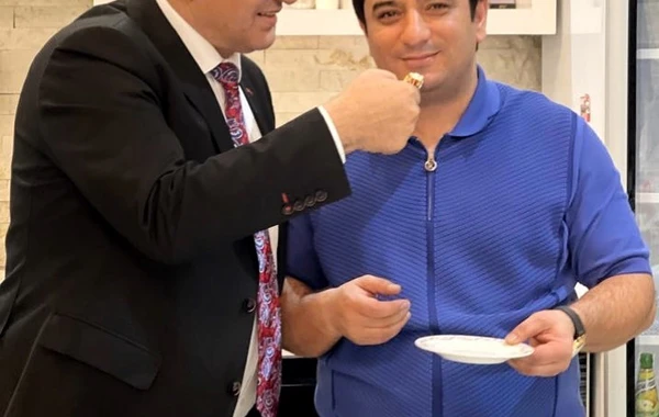 Manaf Ağayevlə Füzulidə “AA” seriyalı maşını sürən kimdir? - FOTO/VİDEO
