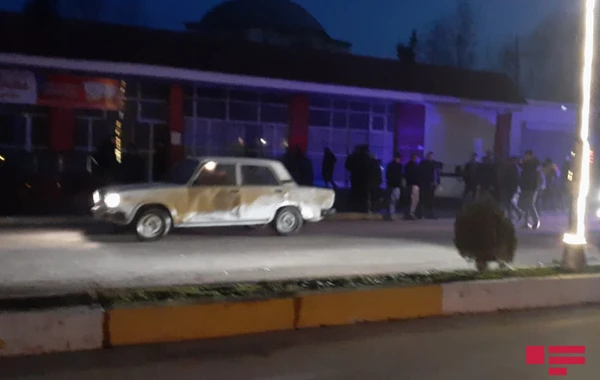 İcra Hakimiyyətinin xidməti avtomobilləri qəzaya düşdü, yaralılar var - FOTO