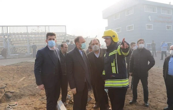 Təbrizdə döyüş təyyarəsi idman zalının üzərinə düşdü: 3 ölü - VİDEO