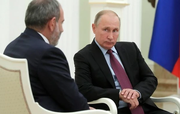 Putin Paşinyanı Rusiyaya dəvət etdi