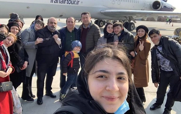 Alim Qasımovun nəvəsi ilə evlənən Ümid Məşhədə yollandı - FOTO