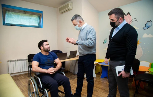 Qazi və şəhid övladlarının müayinəsi üçün Türkiyədən Azərbaycana həkim briqadası gəlib - FOTO