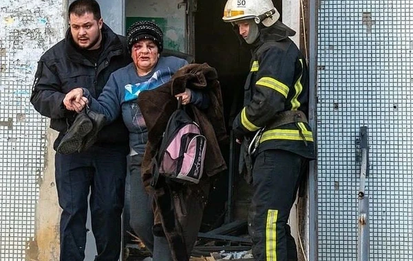 "Klon"un aktrisası Hadedən Ukraynadakı müharibəyə etiraz - FOTO