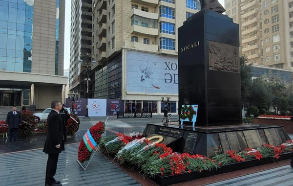 Səfir Xocalı qurbanlarını anıb: "Ukrayna Azərbaycan xalqının dərdinə şərikdir!" - FOTO