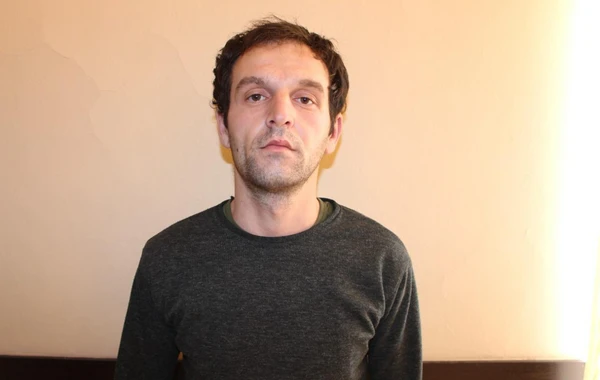 Azərbaycanda oğurladıqları dollarları torpağa basdıranlar ələ keçdi - FOTO