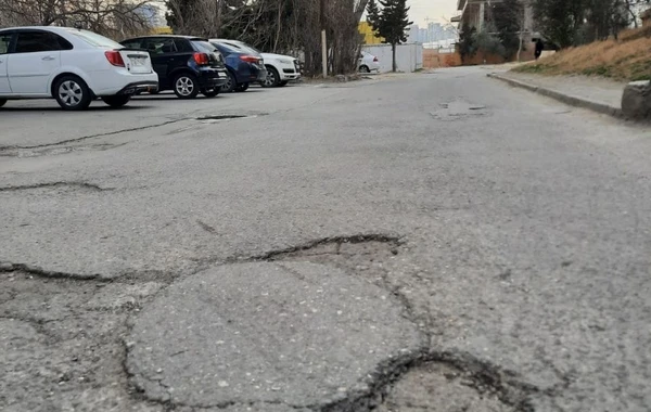 Xətai rayonunun biabırçı yolları - FOTO