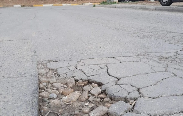 Xətai rayonunun biabırçı yolları - FOTO