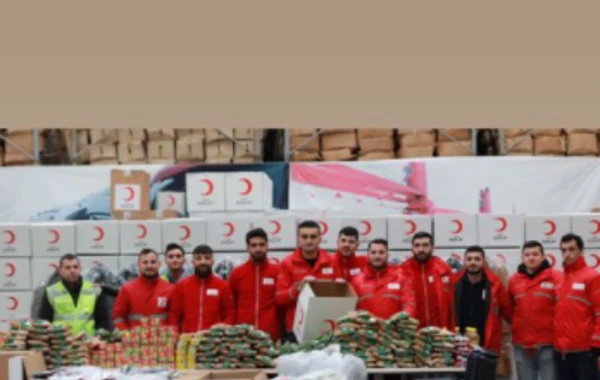 CZN Burak Ukraynaya 1 TIR yardım göndərdi - FOTO/VİDEO