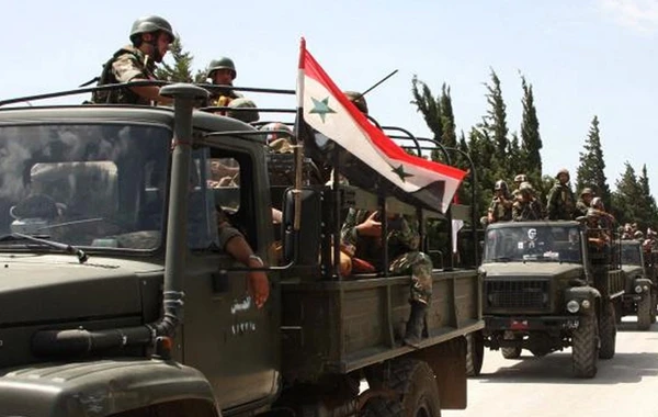 Bəşər Əsədin muzdluları Ermənistandan keçərək Rusiya tərəfində döyüşməyə gedir - FOTO