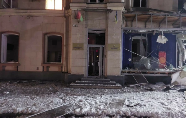 Azərbaycanın Xarkovdakı fəxri konsulluğu vuruldu - FOTO
