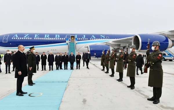 Начался рабочий визит президента Ильхама Алиева в Турцию - ВИДЕО
