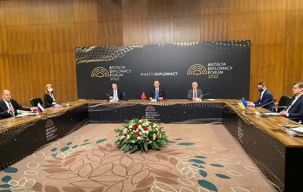 Mövlud Çavuşoğludan Rusiya və Ukrayna XİN başçılarının görüşünə münasibət - FOTO