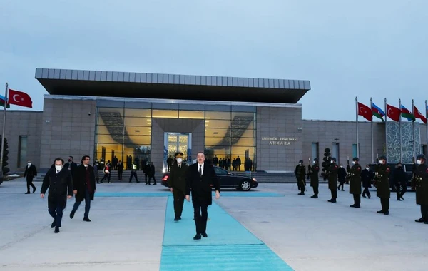 İlham Əliyevin Türkiyəyə işgüzar səfəri başa çatdı - FOTO