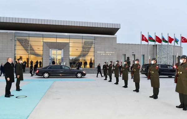 İlham Əliyevin Türkiyəyə işgüzar səfəri başa çatdı - FOTO