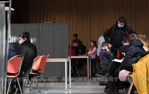 Ukraynadan Almaniyaya keçən Azərbaycan vətəndaşları qaçqın kamplarına yerləşdiriliblər - FOTO