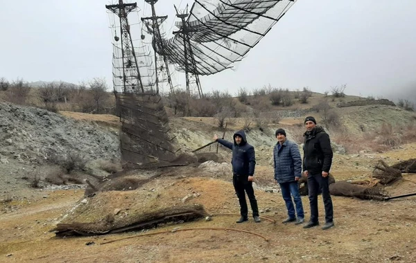 Dövlət müəssisəsindən 37 min manatlıq oğurluq etmək istəyən dəstə ƏLƏ KEÇDİ - FOTO
