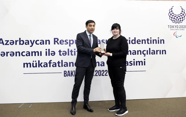 Azərbaycanın tanınmış idmançıları mükafatlandırılıb - FOTO