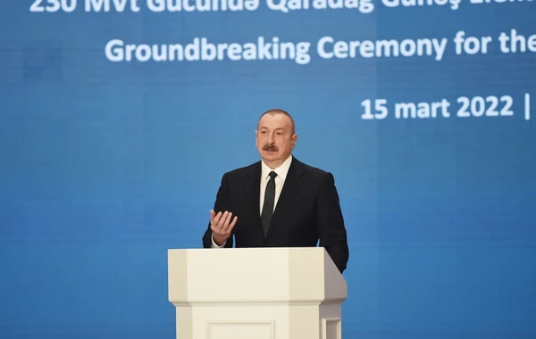 İlham Əliyev Qaradağ Günəş Elektrik Stansiyasının təməlqoyma mərasimində iştirak edib - FOTO - YENİLƏNİB