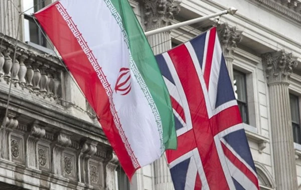Britaniya İrana yarım milyard dollar borc ödəyir