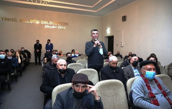 Keşlə qəsəbə sakinləri ilə səyyar görüş keçirilib - FOTO