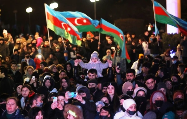 Bakıda möhtəşəm bayram tədbiri keçirilib - FOTO