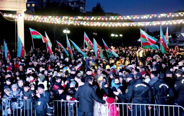 Bakıda möhtəşəm bayram tədbiri keçirilib - FOTO