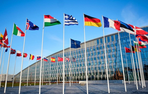 Начался экстренный саммит НАТО по Украине