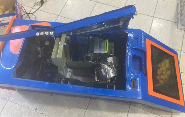 “E-manat”dan 32 000 manat oğurlanıb - FOTO