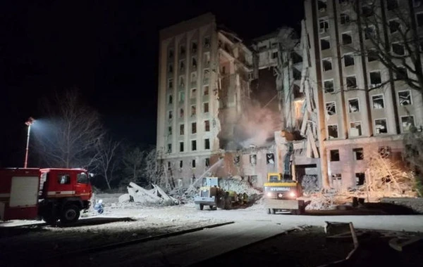 Rusiya Ukrayna şəhərini kasset bombalarla atəşə tutdu, 10 mülki şəxs həlak oldu