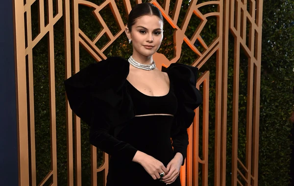 Селена Гомес не заходила в интернет четыре года