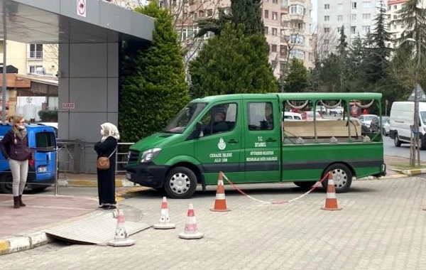 Tanınmış müğənninin anası 9-cu mərtəbədən yıxılaraq öldü - FOTO/VİDEO
