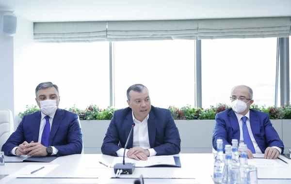 Azərbaycan Boks Federasiyasının prezidenti məşqçilərlə görüşüb - FOTO