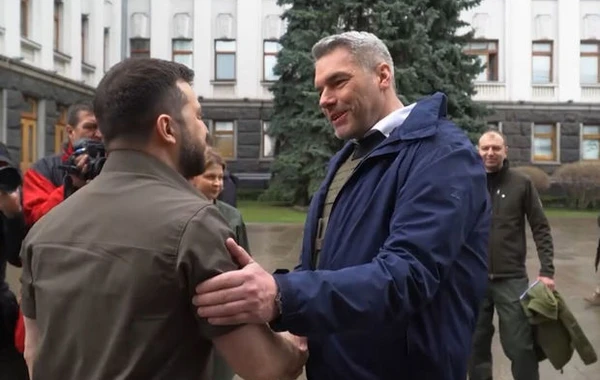 Kiyevdə Zelenski ilə görüşən Avstriya kansleri Moskvaya gedəcək