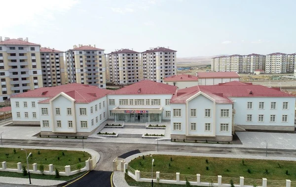 Bu mənzillərin satışından əldə olunan vəsait şəhid ailələri, müharibə əlillərinin təminatına yönəldiləcək - FOTO