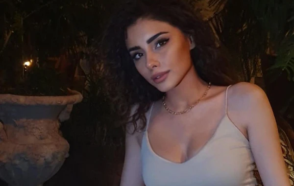Özcan Deniz 23 yaş kiçik sevgilisi ilə Kappadokiyada - FOTO