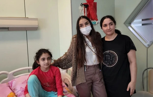 Leyla Əliyeva Uşaq Onkologiya Klinikasına baş çəkib - FOTO