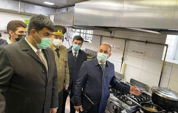 Bakıda obyektlərdə qaz balonlarının vəziyyəti ilə bağlı reydlər keçirilib - FOTO