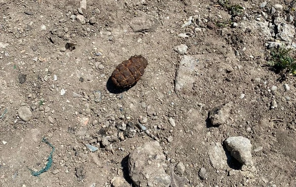 Bakıda əl qumbarası tapıldı - FOTO/VİDEO