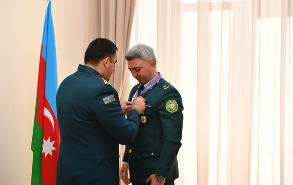Elçin Quliyev idmançıları təltif edib - FOTO