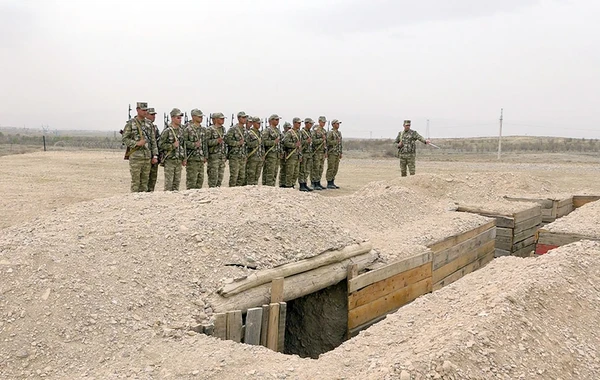 Əlahiddə Ümumqoşun Ordunun mühəndis bölmələrində məşğələlər keçirilir - FOTO/VİDEO