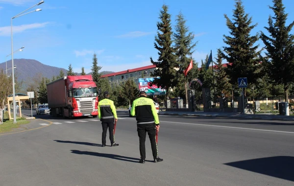 Qaydaları pozan 39 sürücü cərimələnib - FOTO