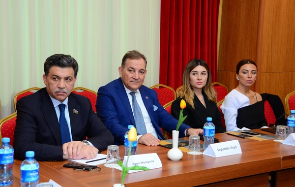 Xaricdə təhsil almış tələbələr təşkilatının 3 yaşı tamam oldu - FOTO