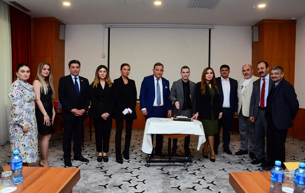 Xaricdə təhsil almış tələbələr təşkilatının 3 yaşı tamam oldu - FOTO